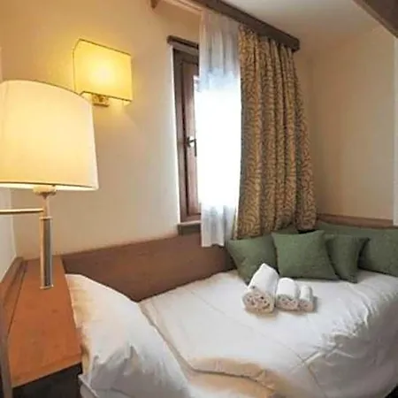 Hotel Maison Tissiere 3*