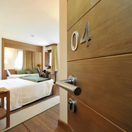 Hotel Maison Tissiere Antey-Saint-André